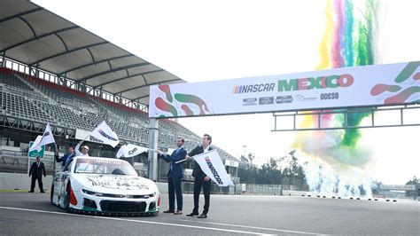 NASCAR makes another bold schedule move by adding Mexico .